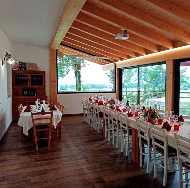 Agriturismo Cascina Dolomiti - Il ristorante - Veranda